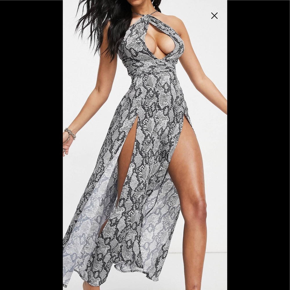 Beach cover- up maxi dress with a long split